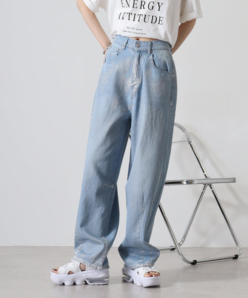 箔加工デニムカーブパンツ