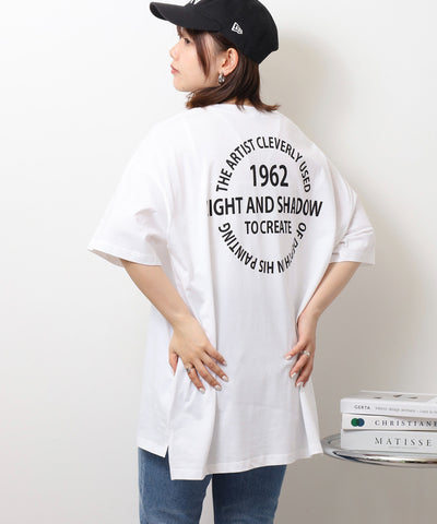 刺繍ロゴ＋バックプリントビッグシルエットTシャツ