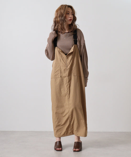 シルキッシュサテンサス付きスカート