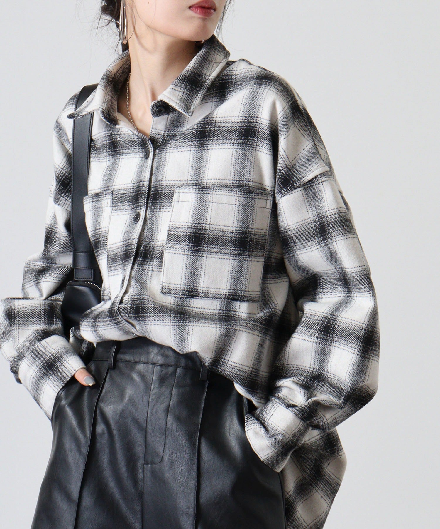 起毛チェックロングシャツ
