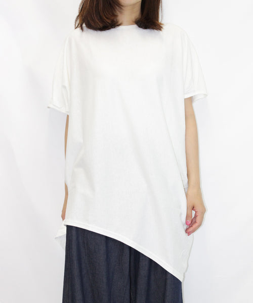 ランダムシルエットノースリーブカットソー 半端袖 カットソー 半袖 ユーネック丸首 Tシャツ 春コーデ レディース カジュアル 綿 ビッグサイズ 体型カバー ビッグシルエット 大きいサイズ かわいい きれい M/L/LL/XL/XXL/3L/4Lサイズ 春 夏 秋