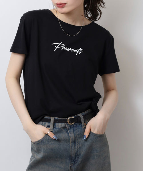 オーバーサイズシルエットショート丈ロゴプリントTシャツ