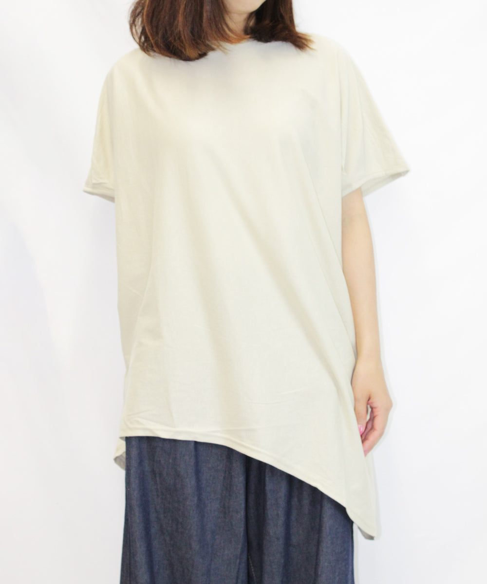 ランダムシルエットノースリーブカットソー 半端袖 カットソー 半袖 ユーネック丸首 Tシャツ 春コーデ レディース カジュアル 綿 ビッグサイズ 体型カバー ビッグシルエット 大きいサイズ かわいい きれい M/L/LL/XL/XXL/3L/4Lサイズ 春 夏 秋