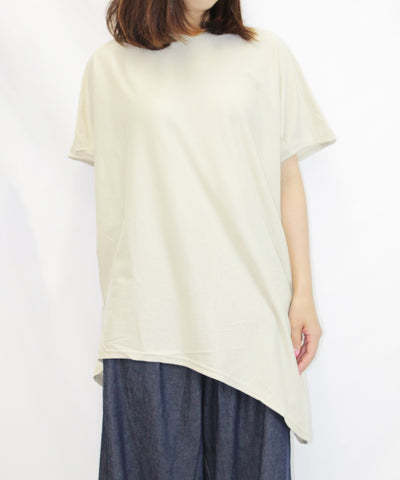 ランダムシルエットノースリーブカットソー 半端袖 カットソー 半袖 ユーネック丸首 Tシャツ 春コーデ レディース カジュアル 綿 ビッグサイズ 体型カバー ビッグシルエット 大きいサイズ かわいい きれい M/L/LL/XL/XXL/3L/4Lサイズ 春 夏 秋