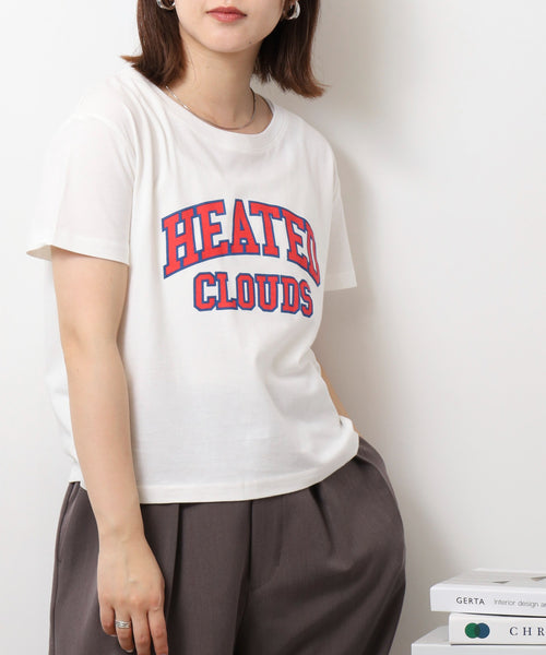 オーバーサイズシルエットショート丈ロゴプリントTシャツ