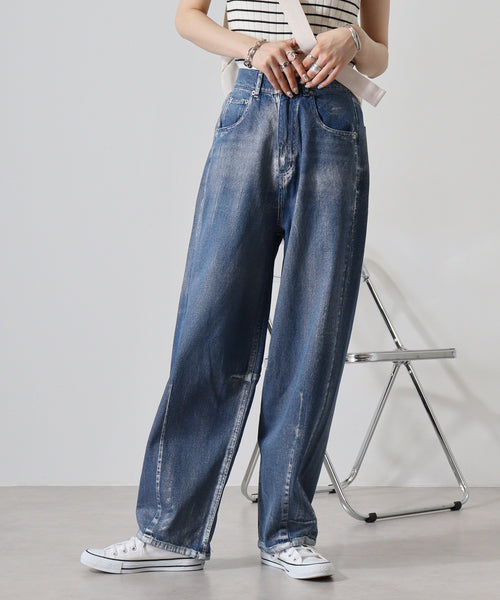 箔加工デニムカーブパンツ